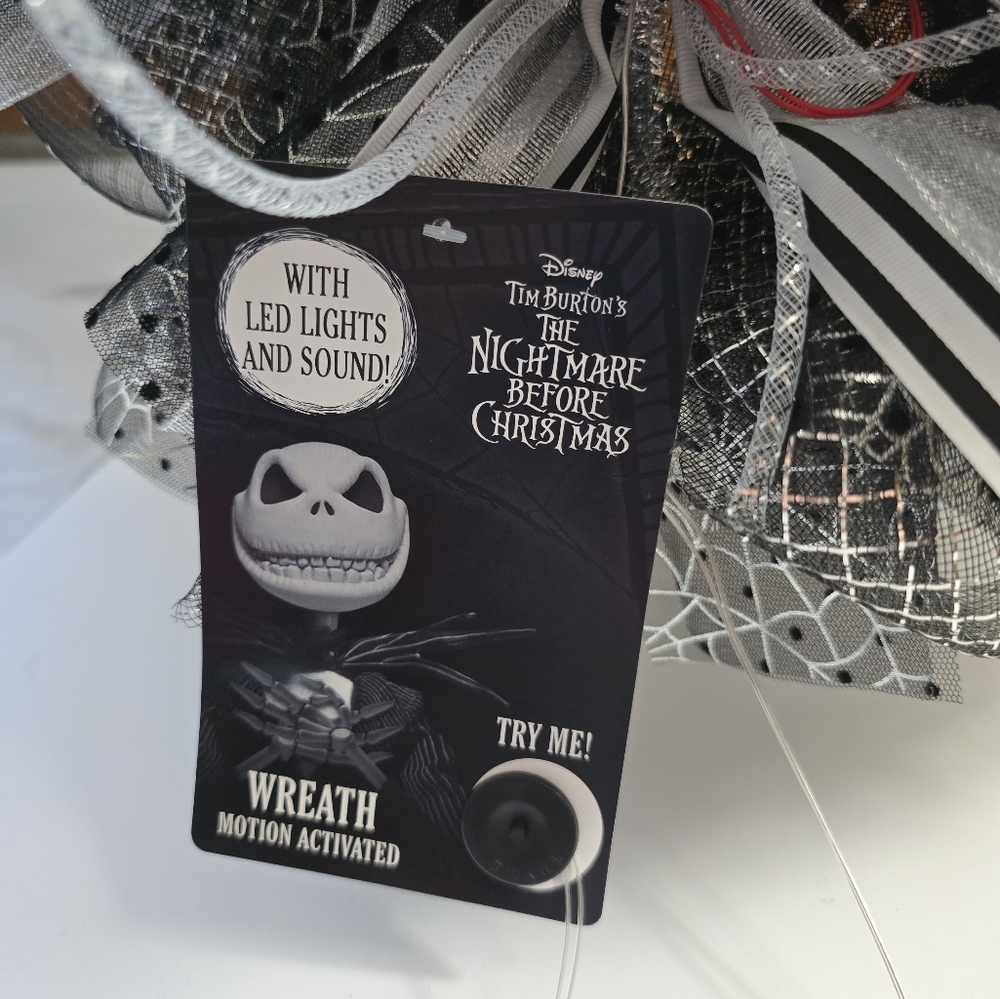 NBC Nightmare before Christmas disney nbc jack skellington led lght sound wreath - Picture 3 of 6